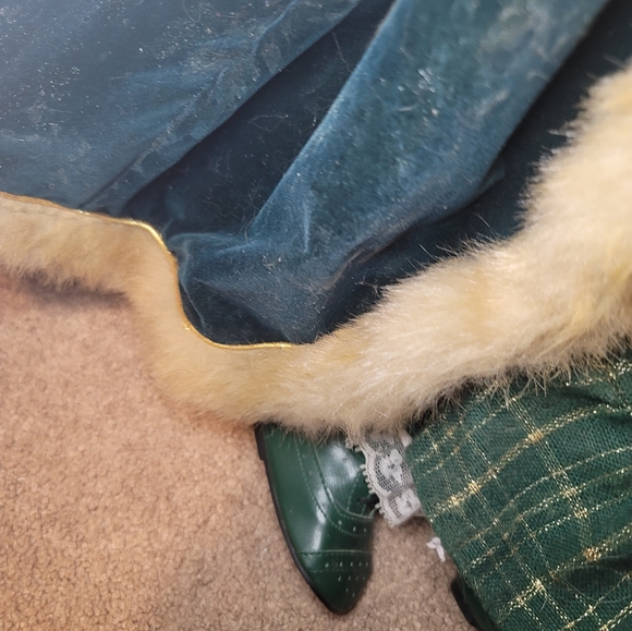 Collectors Choice Series By Dandee Doll With Dog - Picture 6 of 8